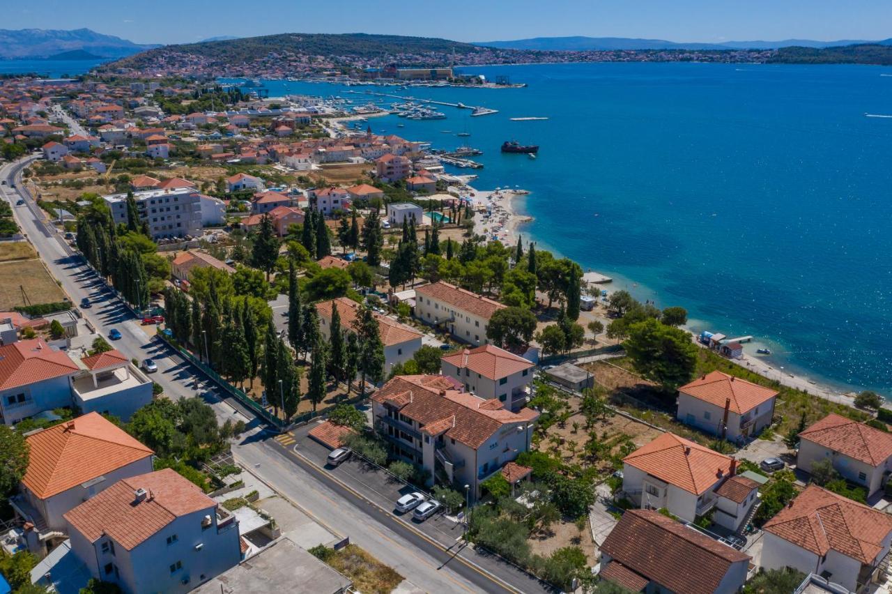 Mar Deluxe Apartments Trogir Exterior foto