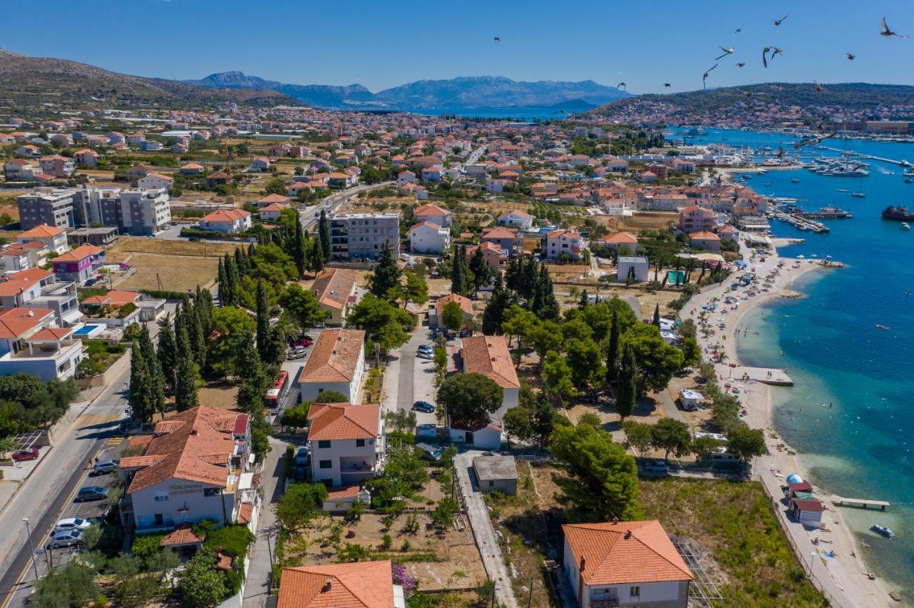 Mar Deluxe Apartments Trogir Exterior foto