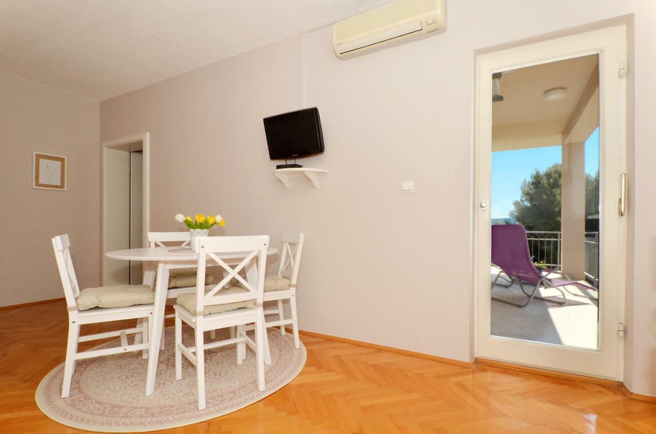 Mar Deluxe Apartments Trogir Exterior foto